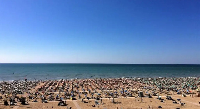 Florida - Appartamenti, Prenota Appartamento Hotel a Veneto con parcheggio, Parcheggio