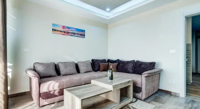 Апартаменты Deluxe Hotel Zan