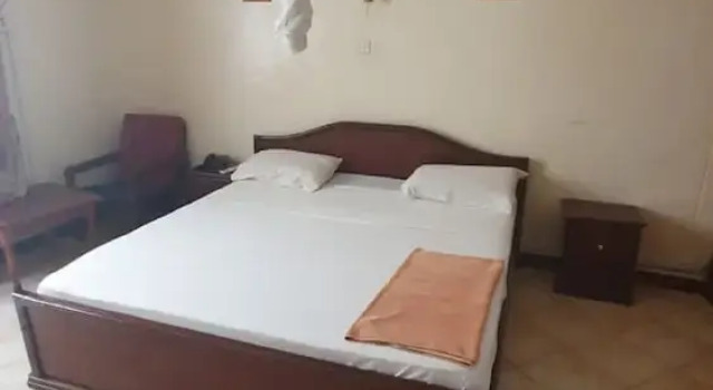 Hiddig Hotel, Varaa Hotelli Garissa Koito