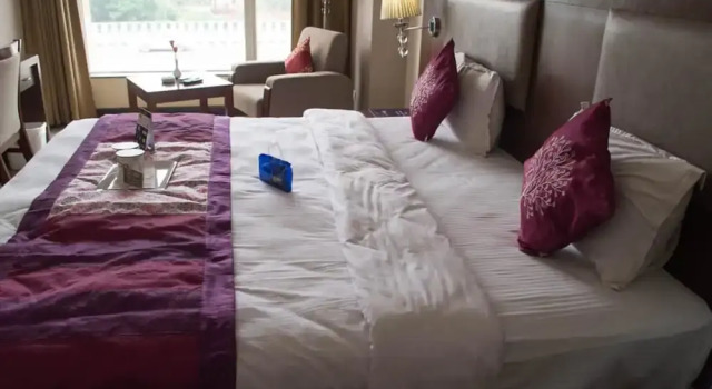 Oyo Premium Vani Vihar, Prenota Hotel Hotel a Orissa con parcheggio, Parcheggio