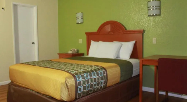 Двухместный номер Standard Royal Inn