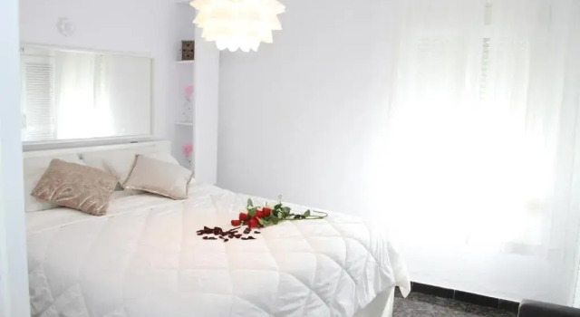 Апартаменты Shiny Per Family Apartment