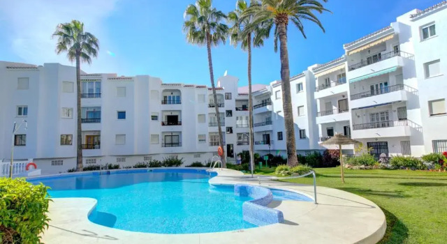 Apartamento Las Palmeras, Забронировать Апартаменты/квартира Апартаменты Нерха, рядом с Церковь Эль-Сальвадор, Апартаменты/квартира