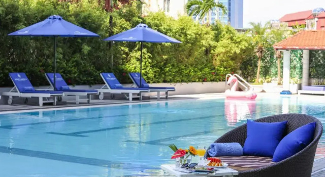 Апартаменты с 3 комнатами Rose Garden Residences