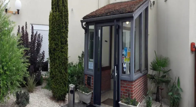 Le Petit Logis, Boek Hotel  