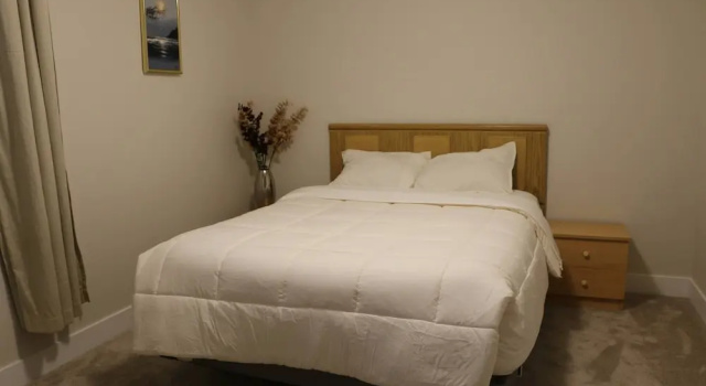 Lovely guest Suite in Calgary, Забронировать Гостевой дом Гостевые дома Calgary Region, Гостевой дом
