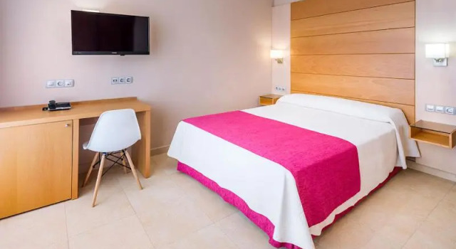 Одноместный номер Mediterraneo Bay Hotel & Resort