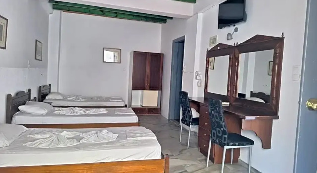 Четырёхместный номер Standard Markos Village Pension