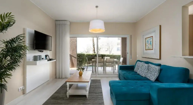 Апартаменты LuxRocha Beach Home by Real Life Concierge