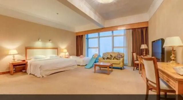 Семейный номер Standard Zhuhai Dehan Hotel