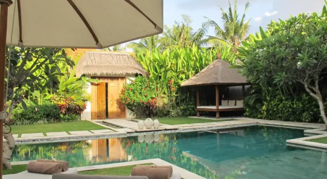 Вилла с 6 комнатами Nyaman Villas Seminyak