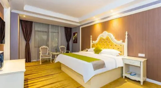 Люкс Business Fengya Hotel (Nanning Wuyi Road Jiangnan Wanda)