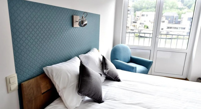 Côté Sax bed and breakfast, Забронировать Отель Динан 