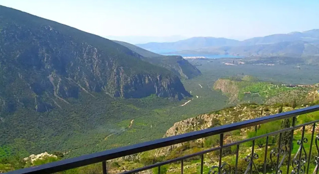 Номер Standard Acropole Delphi City Hotel