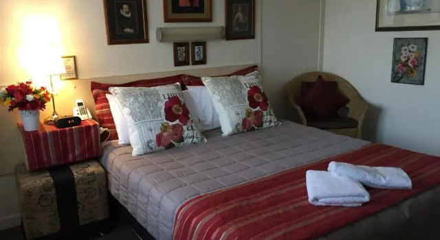 Семейный номер Standard Airport Riverview Motel