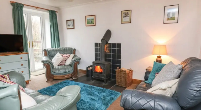 Waun Fforest, Book Hotel Llanybydder Glamorgan