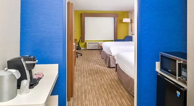 Четырёхместный люкс Holiday Inn Express & Suites - Ogallala by IHG