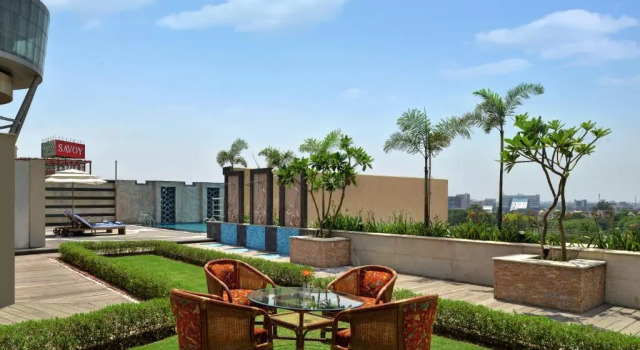 Люкс Premier Savoy Suites Manesar