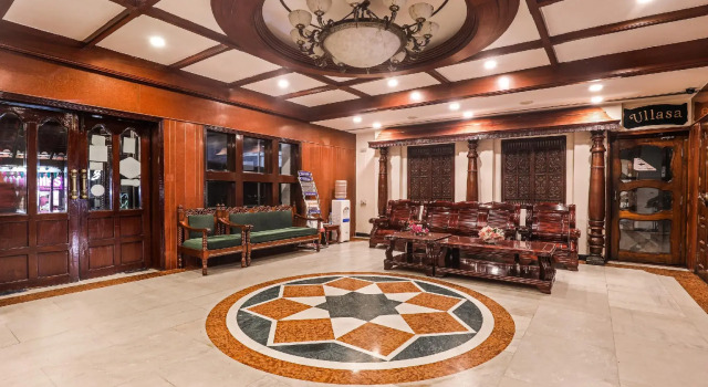 OYO 11316 Athithi INN, Забронировать Отель Отели Хайдарабада с парковкой, рядом с Hyderabad Central Mall, Парковка