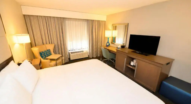 Одноместный номер Standard Hampton Inn Bloomington