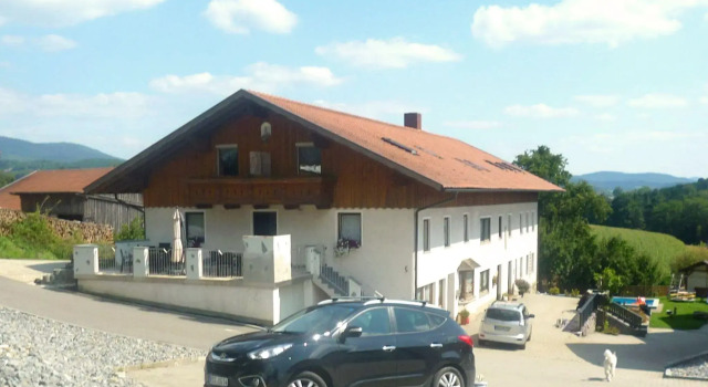 Holidays in Bavaria with a swimming pool, Varaa Huoneisto Hotellit Baijeri pysäköinnillä, Pysäköinti