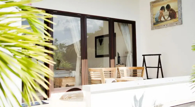 Двухместный номер Superior с балконом и с видом на бассейн Alam Bali Beach Resort