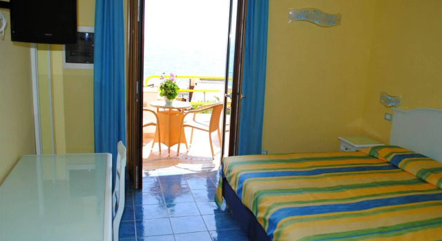 Hotel Cava DellIsola
