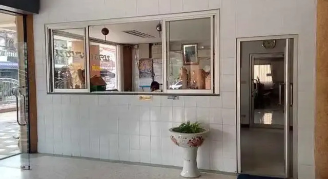 Nakhon Mansion, Забронировать Отель Отели Южного Таиланда с парковкой, Парковка
