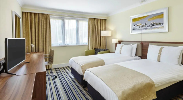 Holiday Inn Cardiff - North M4