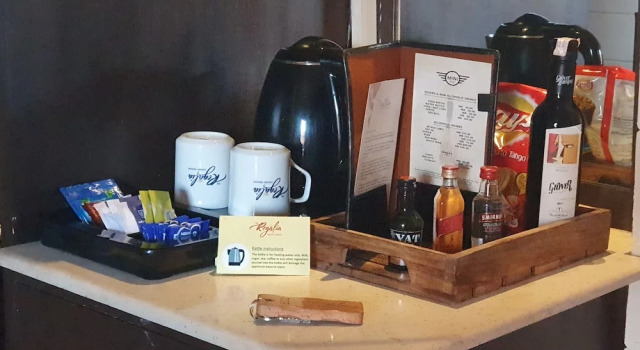 Двухместный номер Standard с балконом и с видом на залив The Regalia Resort
