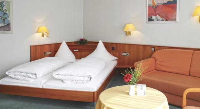 Hotel Zum Schiff, Забронировать Отель Отели Breisgau 4 звезды, 4*
