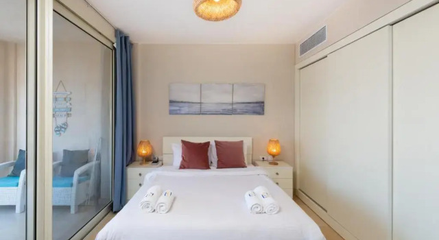 Bright & Breezy 1 BR Mangroovy w Pool & Beach Access, Prenota Hotel El Gouna 