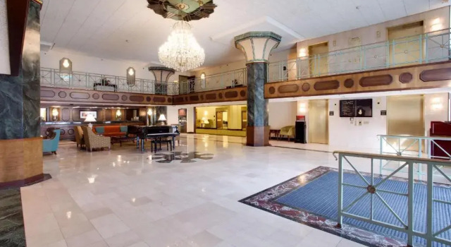 Drury Inn & Suites Convention Center, Prenota Hotel Hotel a Missouri con piscina, Piscina