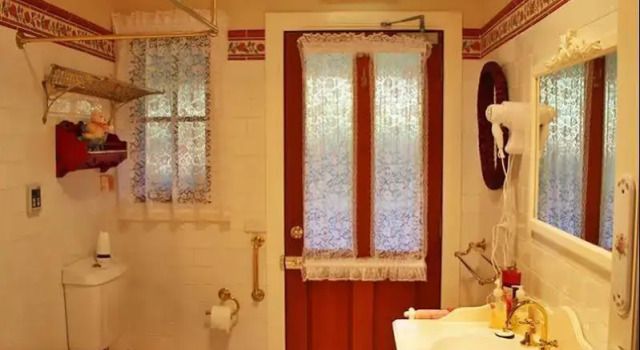 Mount Roland Country Lodge, Book Hotel Sheffield Tasmania