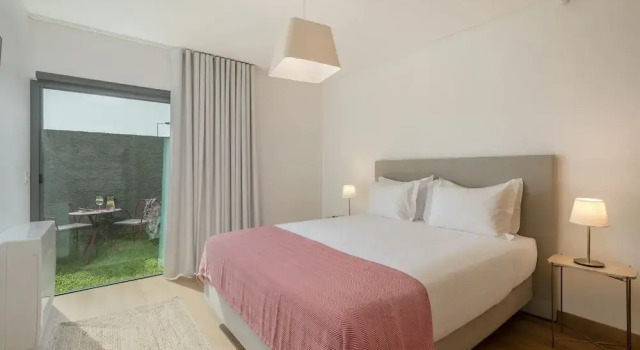 Casas do Miradouro 5 by Heart of Funchal, Rezerwuj Hotel Santa Maria Funchal
