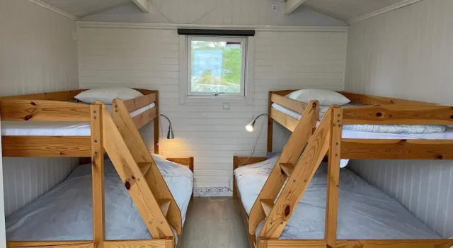 5 Star Holiday Home in Oskarsham, Book Feriehus Sommerhuse i Småland, Hytte