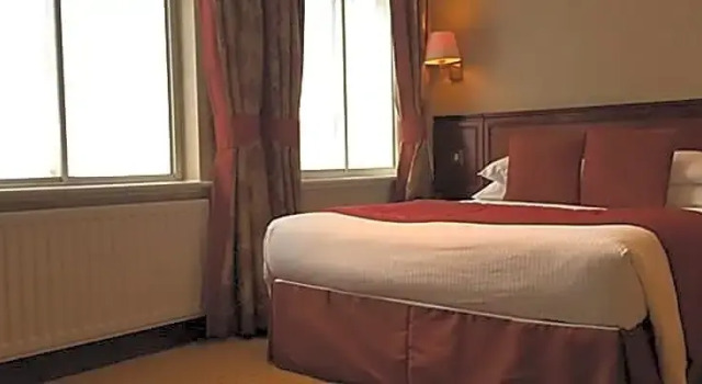 Двухместный номер Superior Rochester Hotel by Blue Orchid