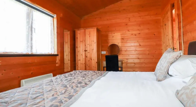 Cedar Lodge