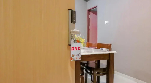 Deluxe Suite Townhouse Oak Series Style Hotel Cempaka Hill