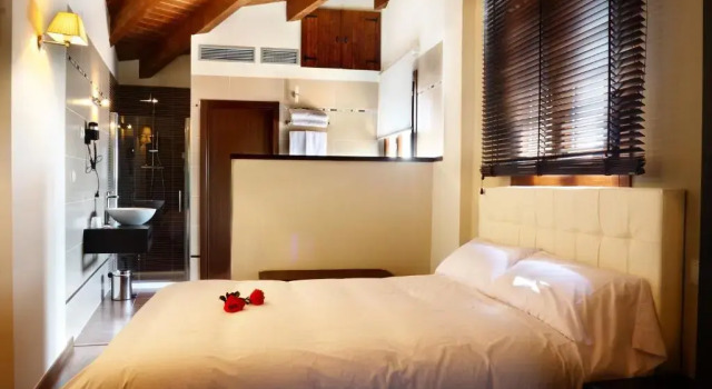 El Cierzo de Javalambre, Prenota Hotel Arcos de las Salinas 