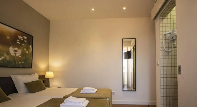 Riversuites