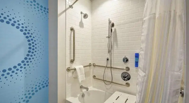 Шестиместный номер Standard Tru By Hilton Chicopee Springfield