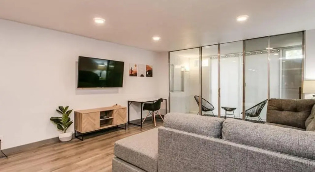 Коттедж Scottsdale entertainment district 2bdrm Gem
