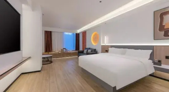 Люкс Luxury Ai Li Hotel (Meiyuan Guoxing RT-Mart Store)