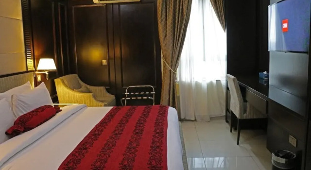 Номер Executive Brighton Hotel and Suites