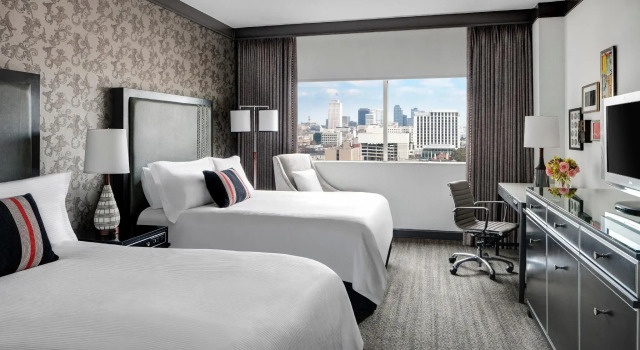 Четырёхместный номер Superior Loews Nashville Hotel at Vanderbilt Plaza
