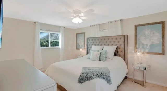 Dorando Ct 600 Marco Island Florida Vacation Rental 3 Bedroom Home by Redawning, Забронировать Отель Отели Марко-Айленд с бассейном, рядом с Mayaguana, Бассейн