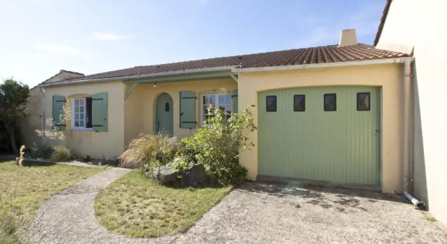 Maison Les Sables-d'Olonne, 5 pièces, 8 personnes - FR-1-92-706, Забронировать Отель Бизнес-отели Ле-Сабль-д'Олон, 4* 5*