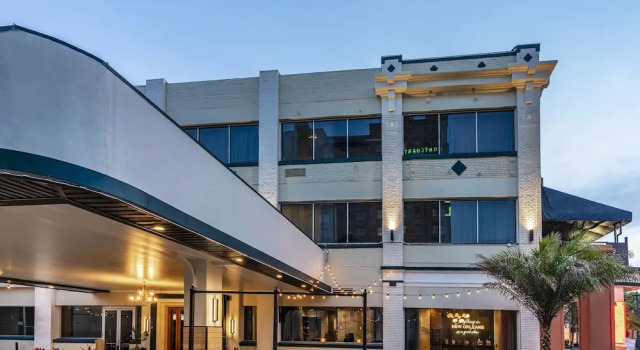 Двухместный номер Standard с балконом St Charles Coach House, an Ascend Collection Hotel
