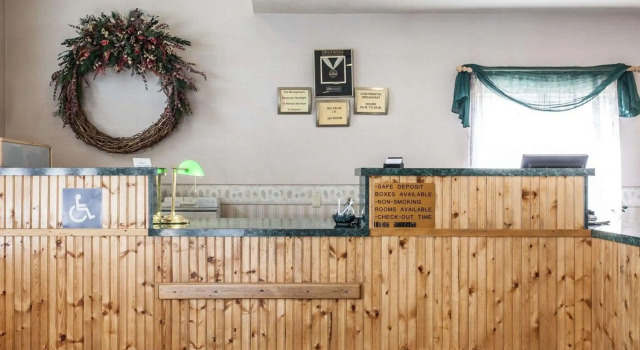 Rodeway Inn and Suites Spokane, Buchen Sie Hotel Spokane Valley Spokane Metropolitan Area